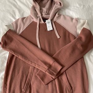 Abercrombie soft AF colorblock mauve blush pink ivory hoodie small NWT